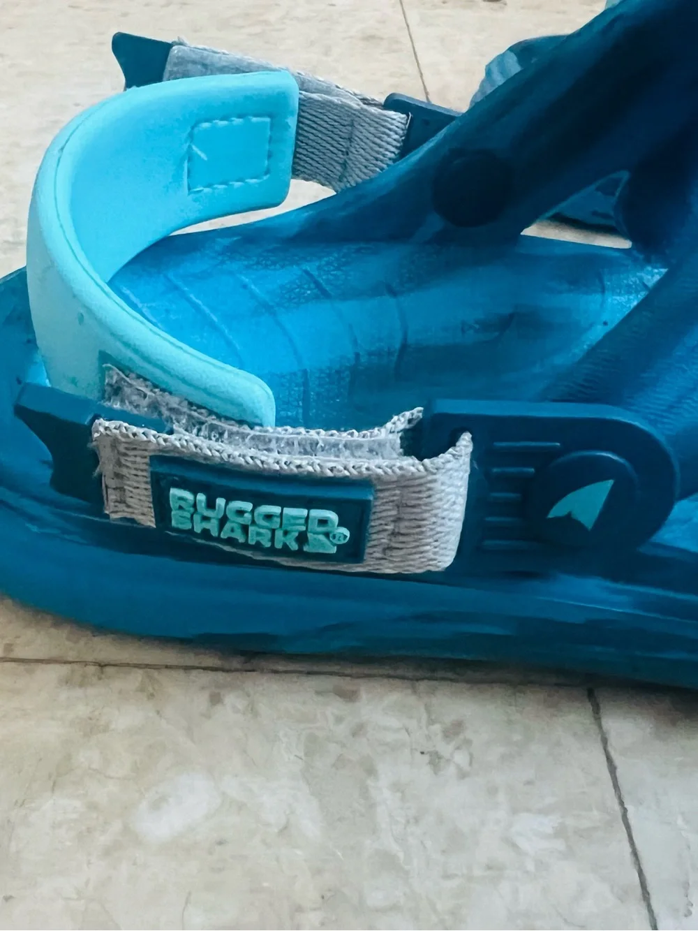 Rugged Shark lightweight kids